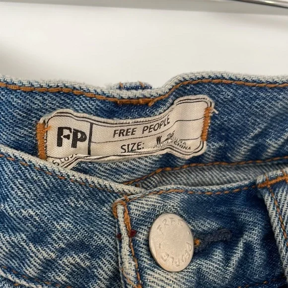 Free People Distressed Cropped Blue Jeans - Picture 2 of 6